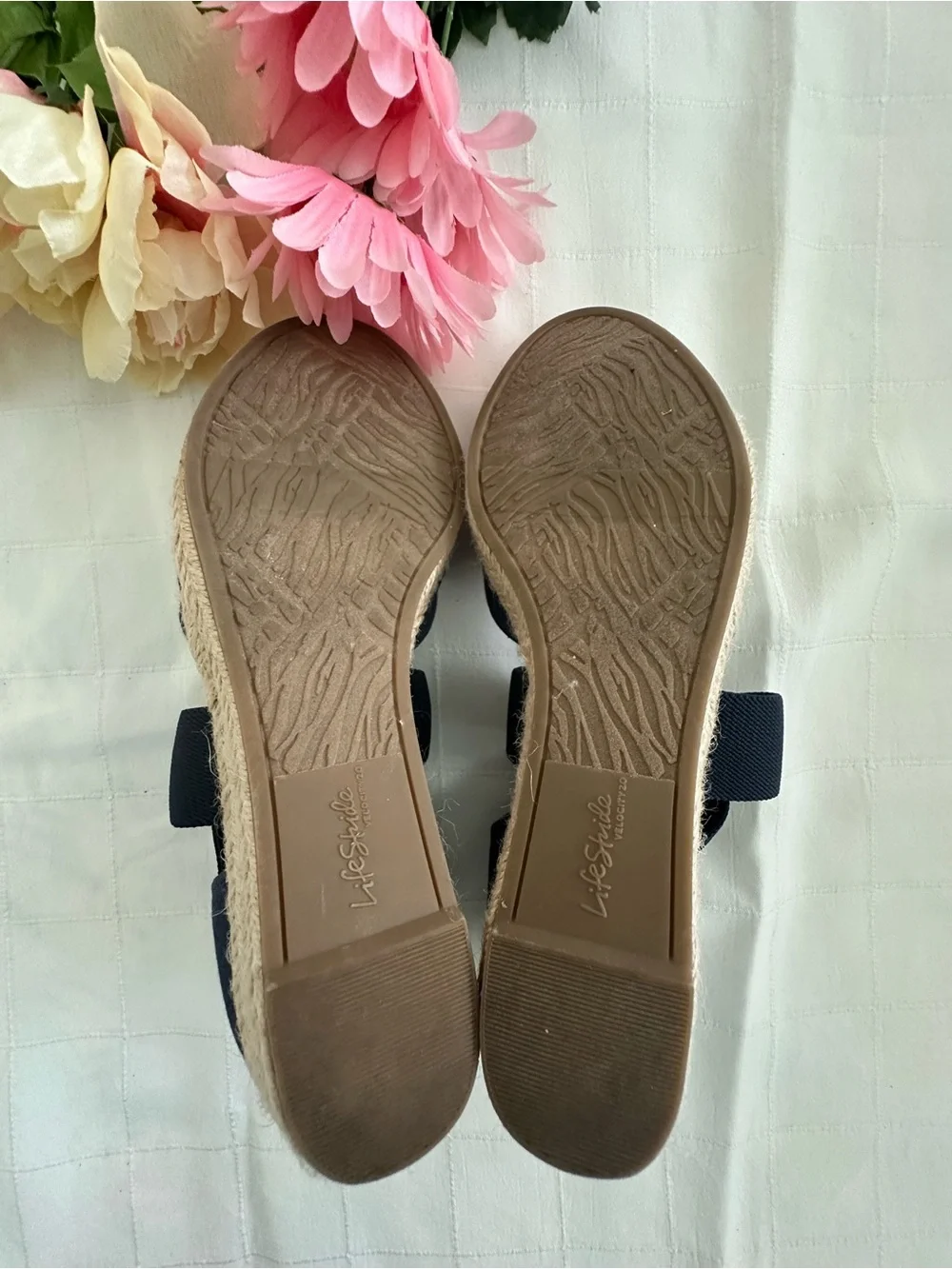 Life Stride BRAND NEW Women's Navy Cross-Strap Espadrilles!